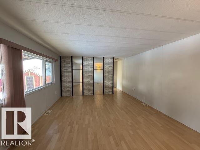 18 Maple Terrace, Edmonton, AB