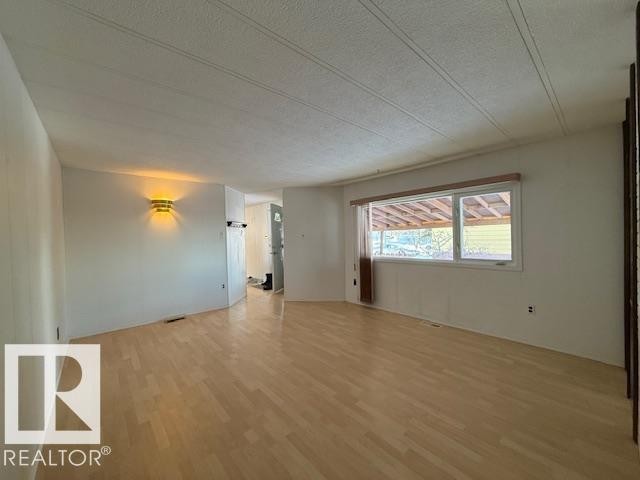 18 Maple Terrace, Edmonton, AB