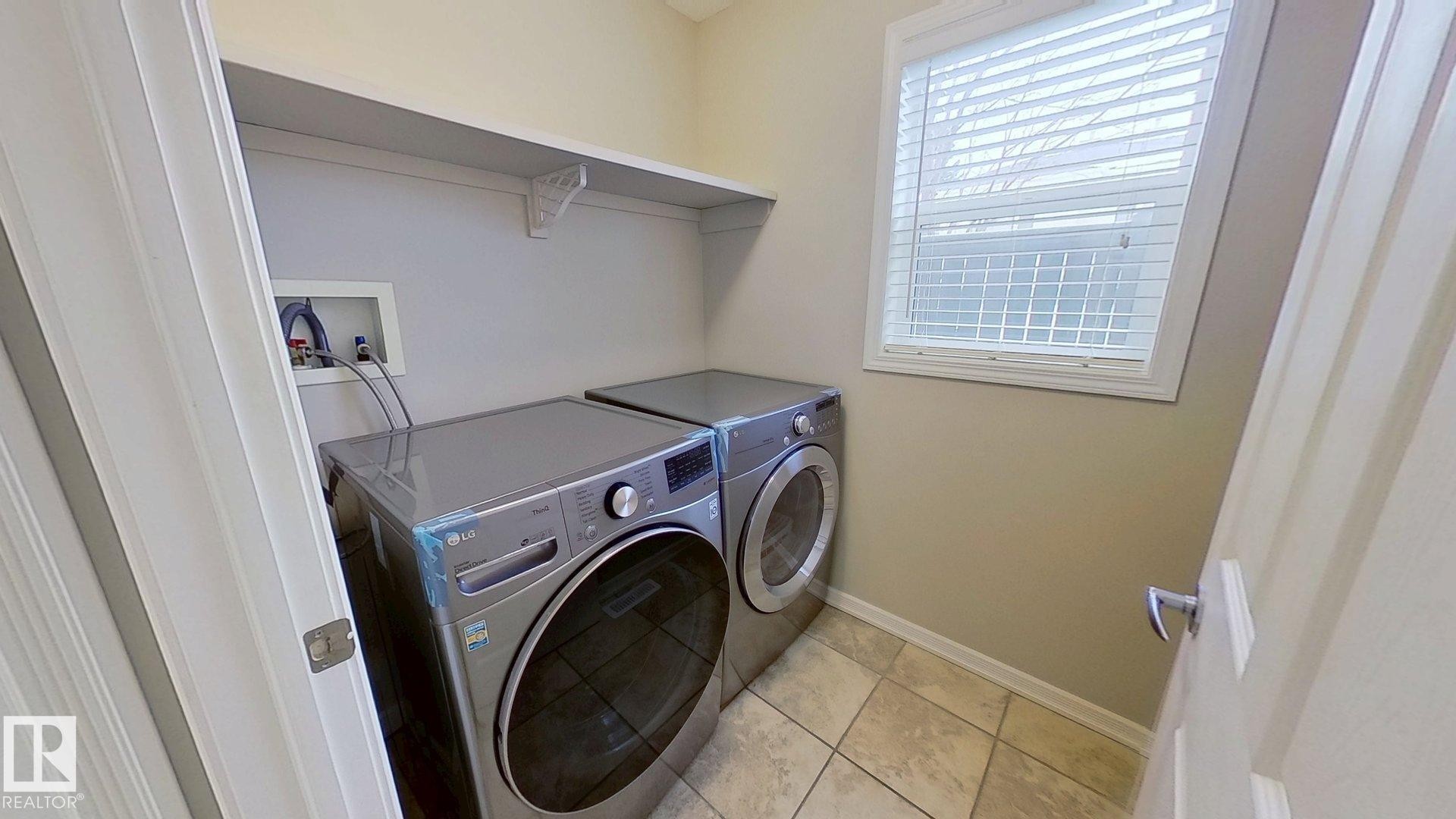 1157 Tory Road, Edmonton, AB - Indoor Photo Showing Laundry Room