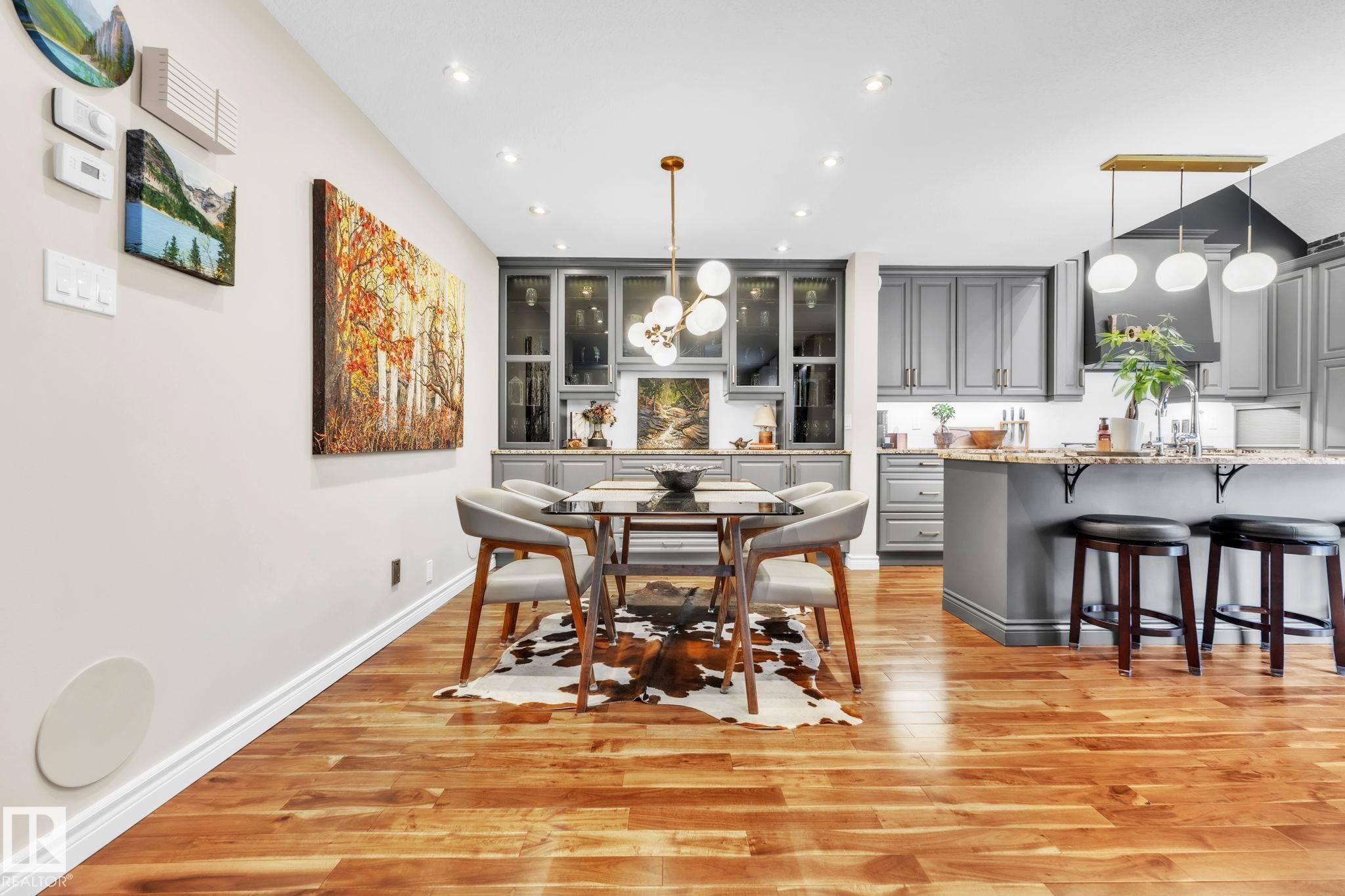 39 500 Lessard Drive, Edmonton, AB - Indoor Photo Showing Other Room