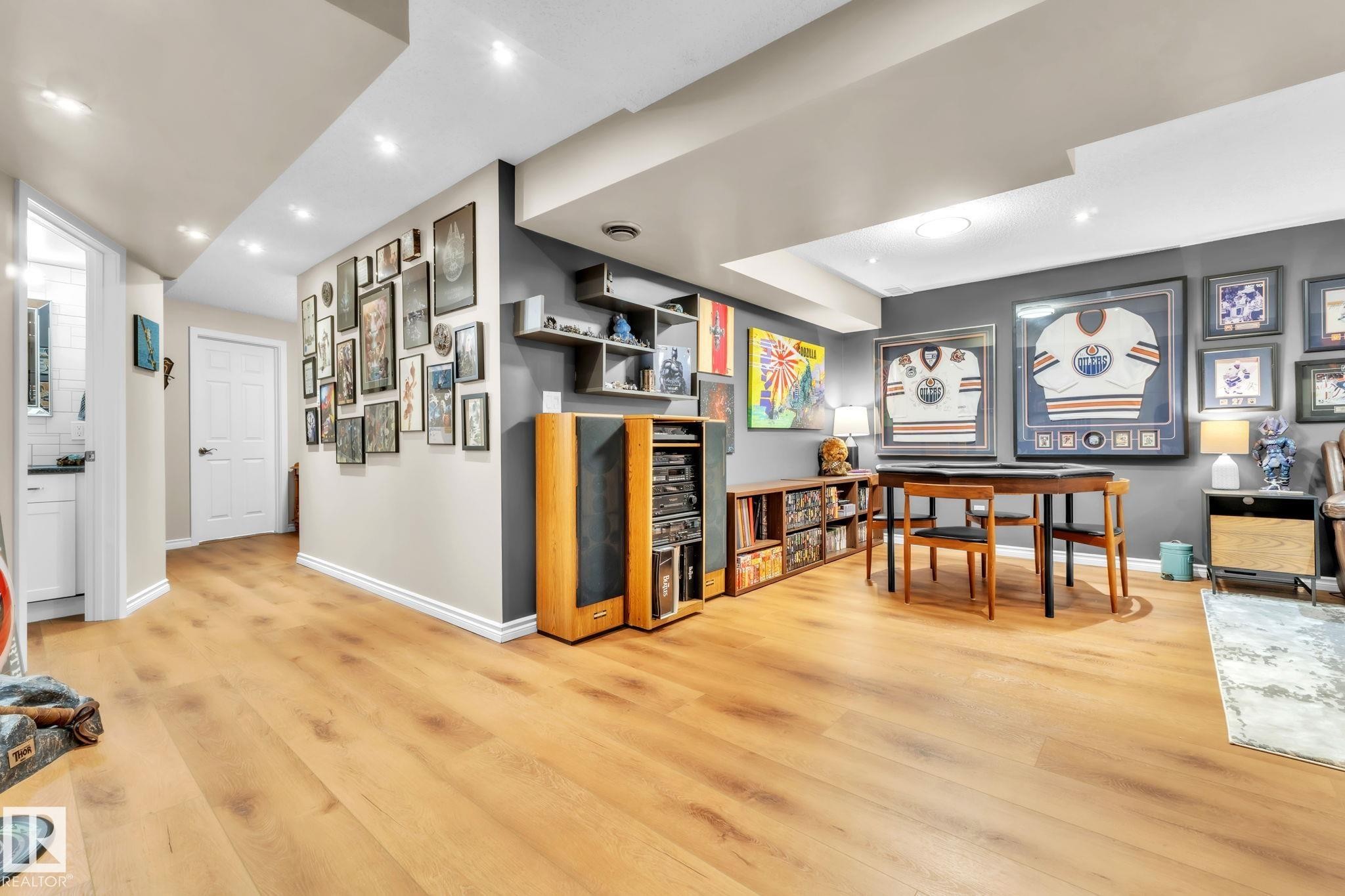 39 500 Lessard Drive, Edmonton, AB - Indoor Photo Showing Other Room