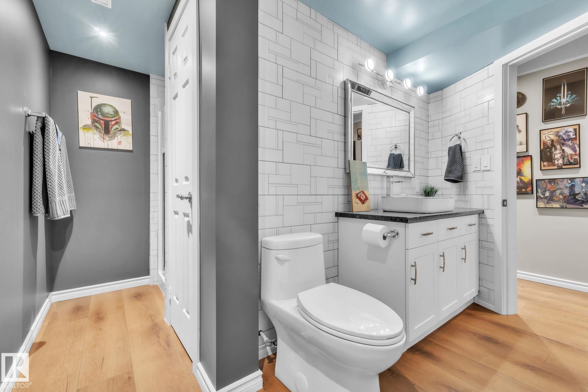 39 500 Lessard Drive, Edmonton, AB - Indoor Photo Showing Bathroom