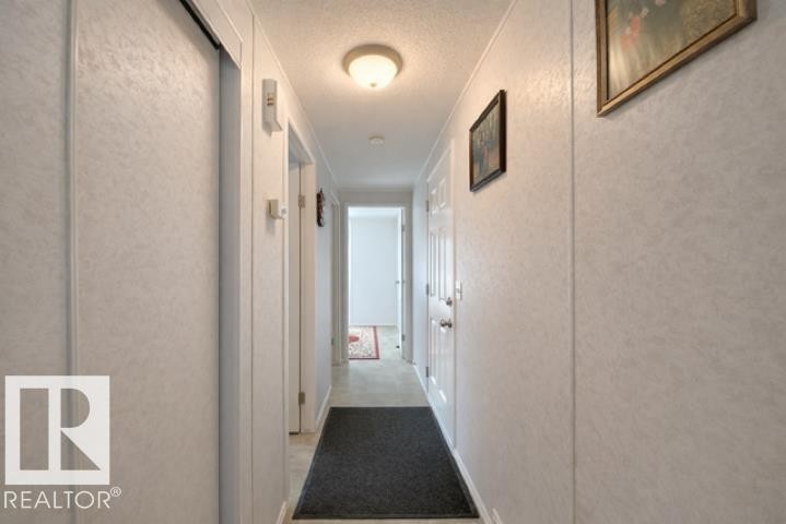 4805 49 Avenue, Wetaskiwin, AB - Indoor Photo Showing Other Room