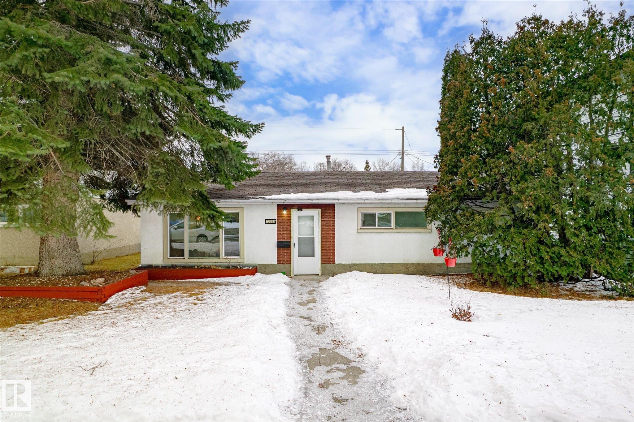 12034 37 Street, Edmonton, AB - Outdoor