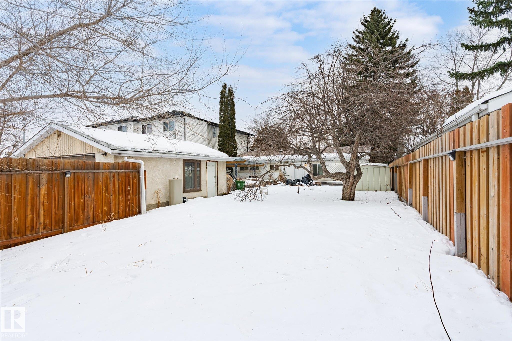 12034 37 Street, Edmonton, AB - Outdoor