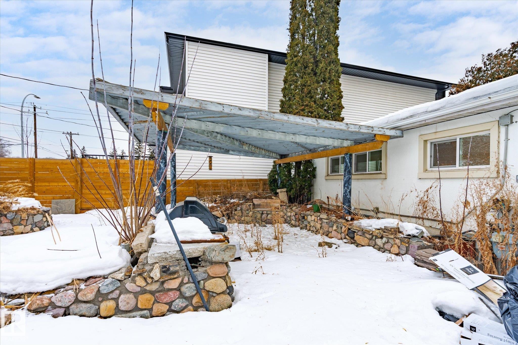 12034 37 Street, Edmonton, AB - Outdoor