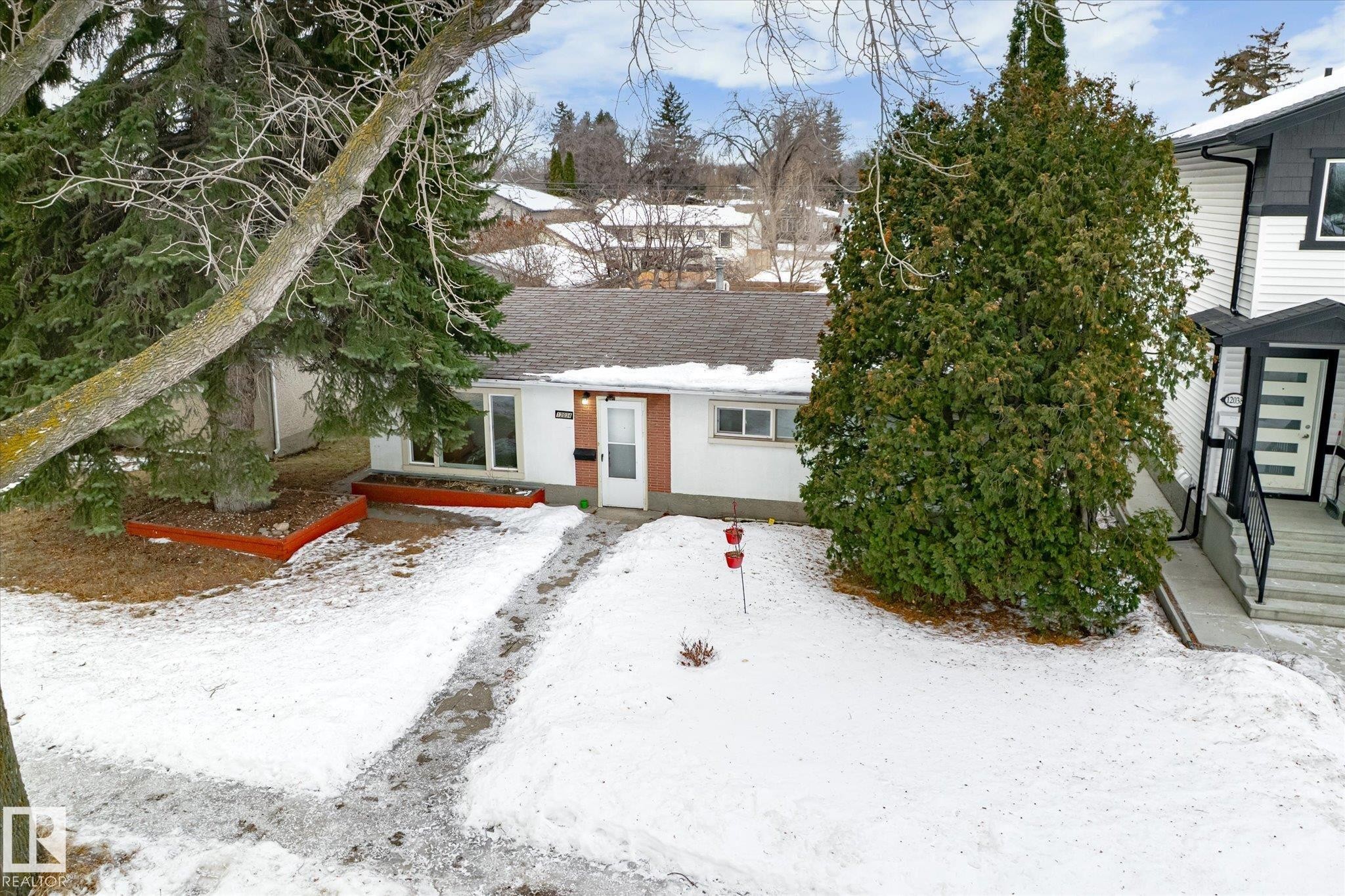 12034 37 Street, Edmonton, AB - Outdoor
