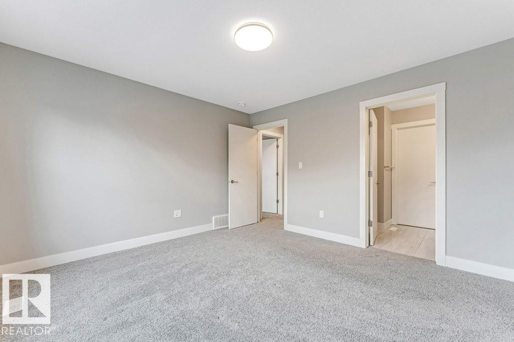 70 6905 25 Avenue Sw, Edmonton, AB - Indoor Photo Showing Other Room