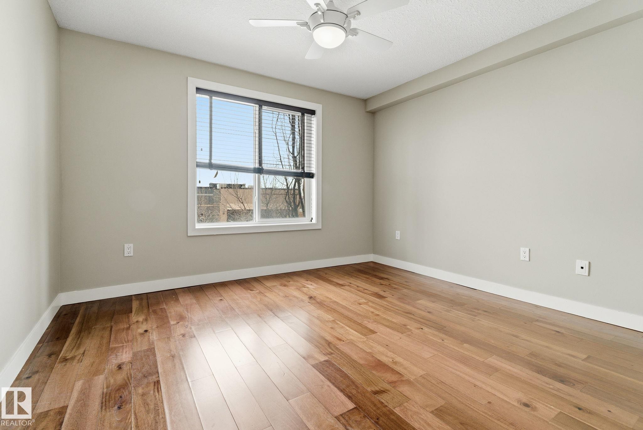 214 1238 Windermere Way, Edmonton, AB - Indoor Photo Showing Other Room