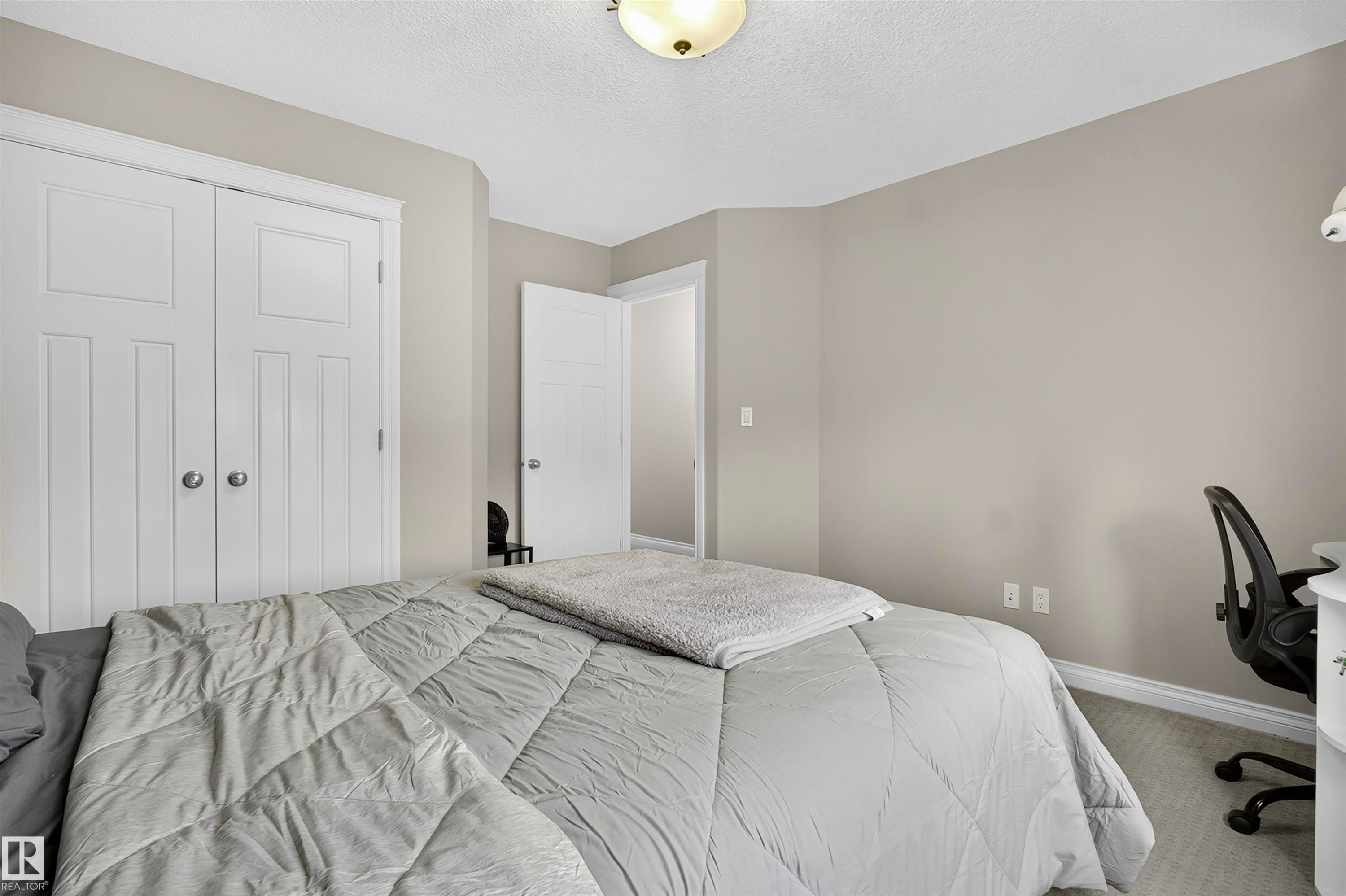 618 Adams Way Sw, Edmonton, AB - Indoor Photo Showing Bedroom
