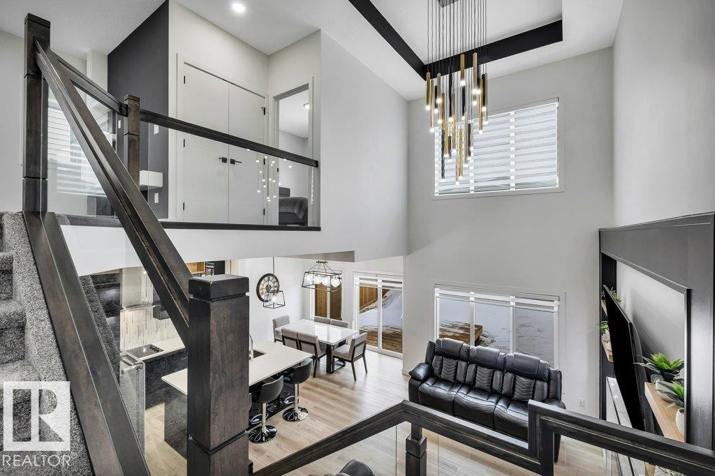 5320 Kimball Place, Edmonton, AB - Indoor Photo Showing Other Room