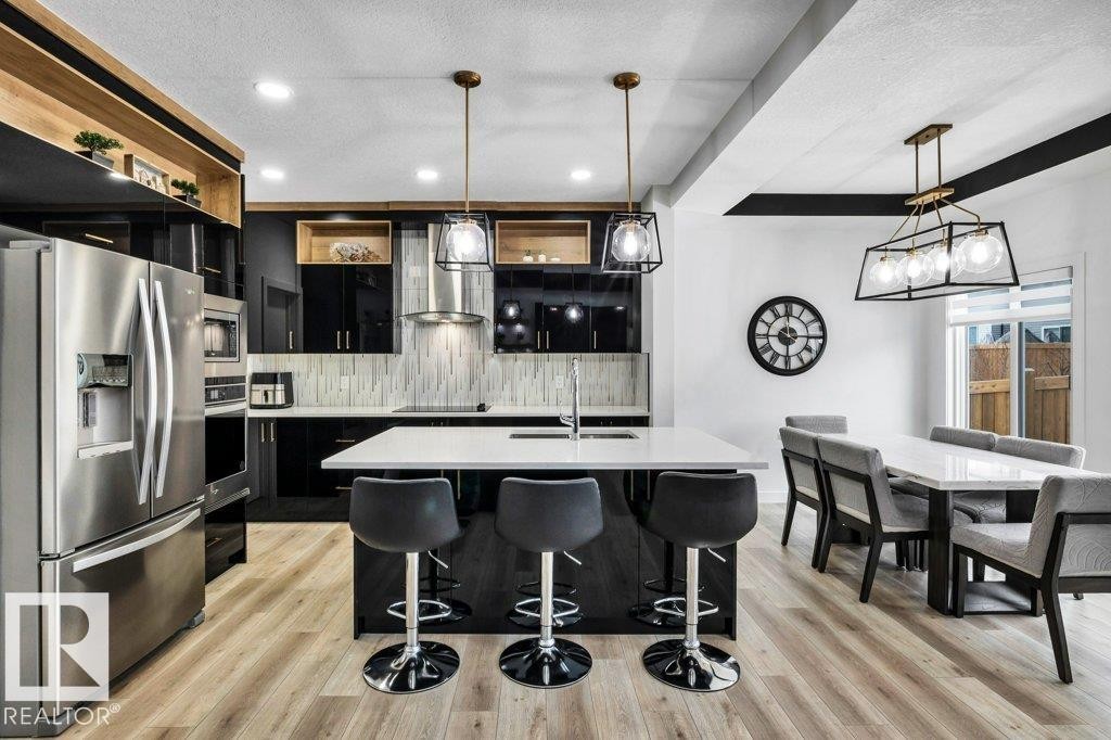 5320 Kimball Place, Edmonton, AB - Indoor