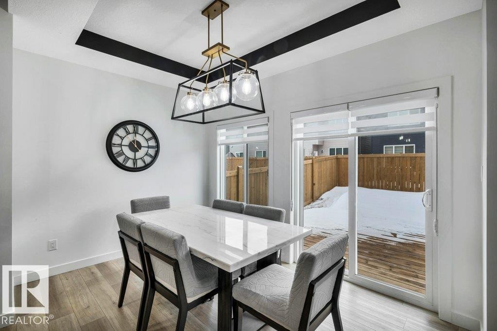5320 Kimball Place, Edmonton, AB - Indoor Photo Showing Dining Room