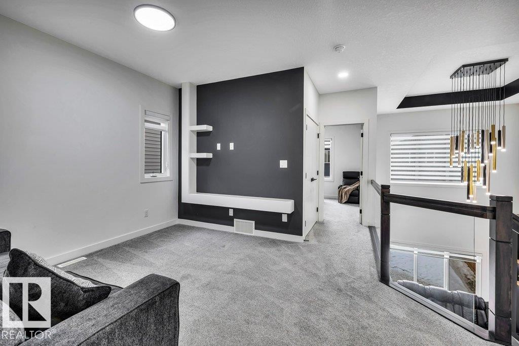 5320 Kimball Place, Edmonton, AB - Indoor Photo Showing Other Room