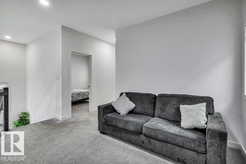 5320 Kimball Place, Edmonton, AB - Indoor