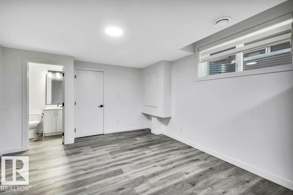 5320 Kimball Place, Edmonton, AB - Indoor Photo Showing Other Room