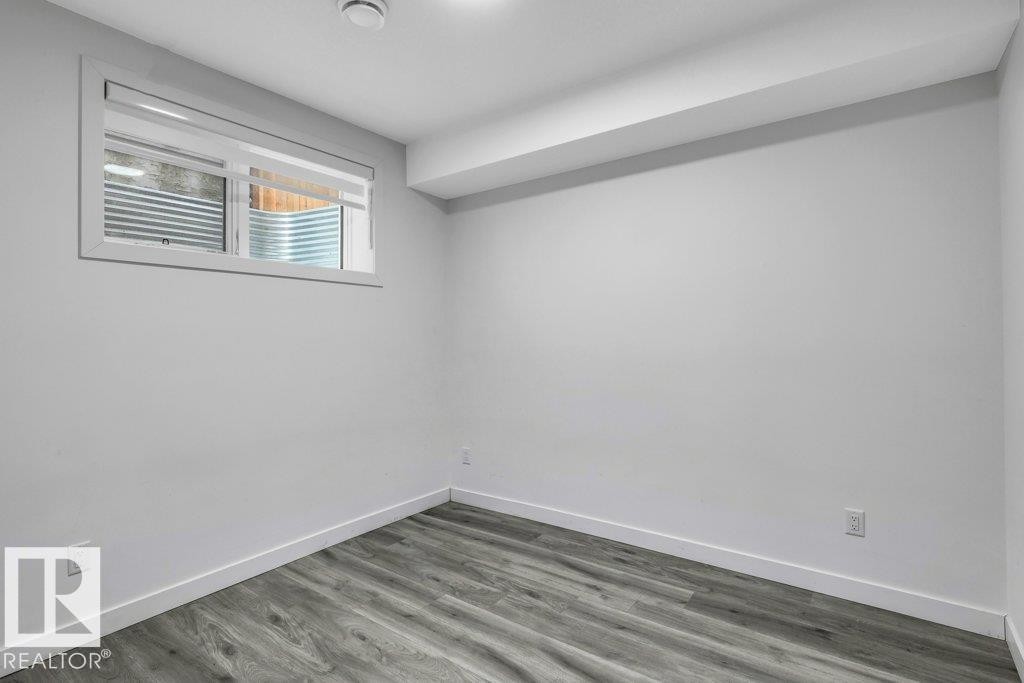 5320 Kimball Place, Edmonton, AB - Indoor Photo Showing Other Room