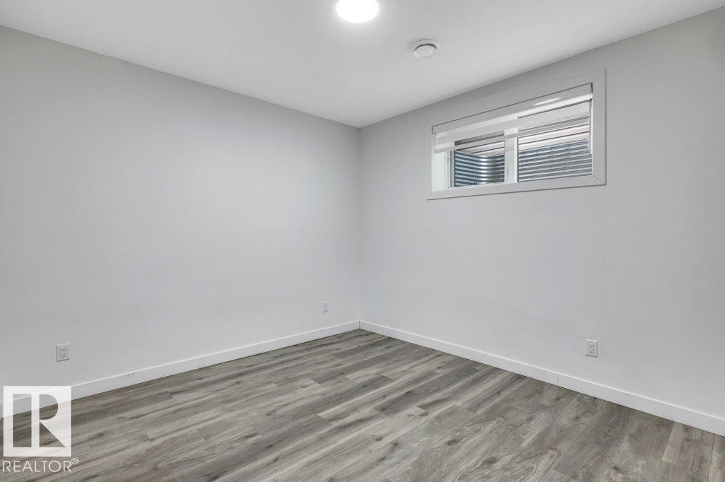 5320 Kimball Place, Edmonton, AB - Indoor Photo Showing Other Room