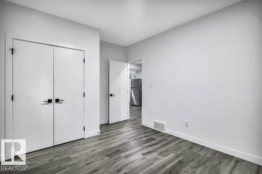 5320 Kimball Place, Edmonton, AB - Indoor Photo Showing Other Room