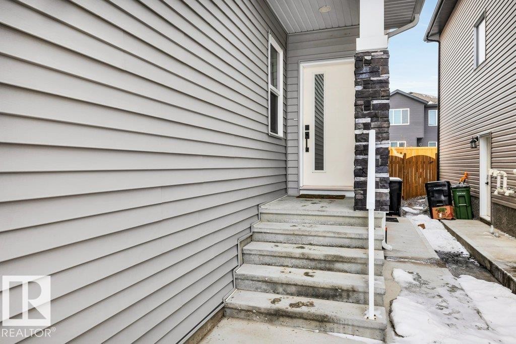 5320 Kimball Place, Edmonton, AB - Outdoor With Exterior