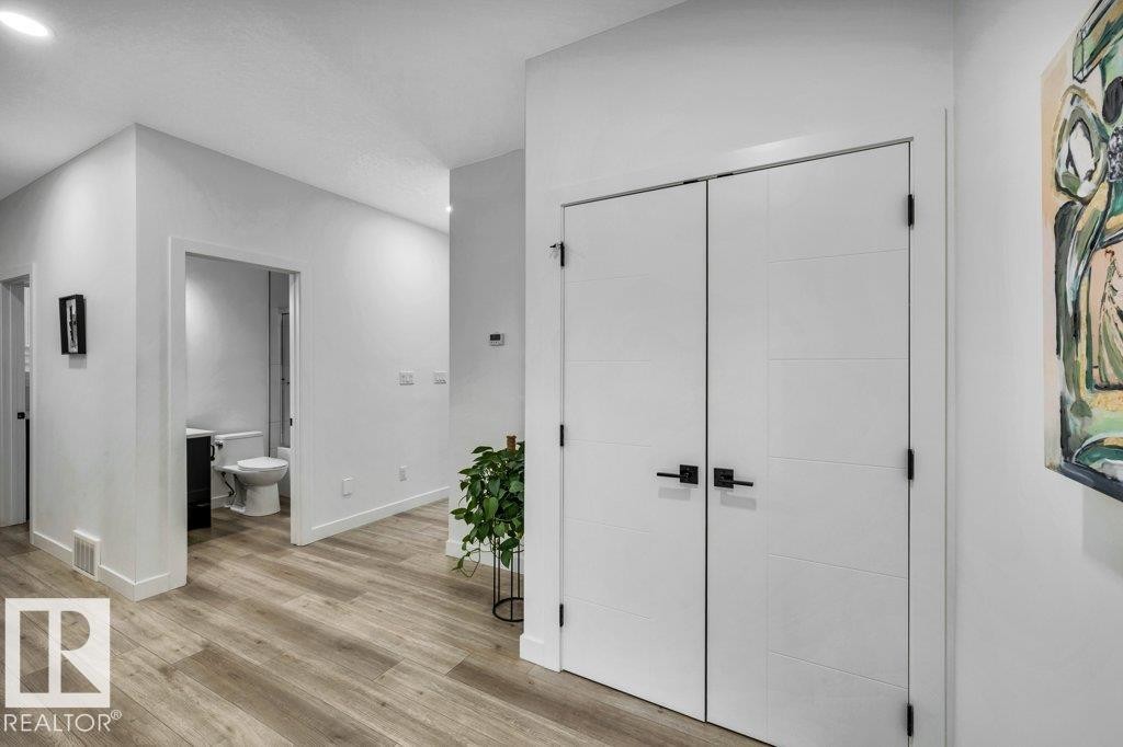 5320 Kimball Place, Edmonton, AB - Indoor Photo Showing Other Room