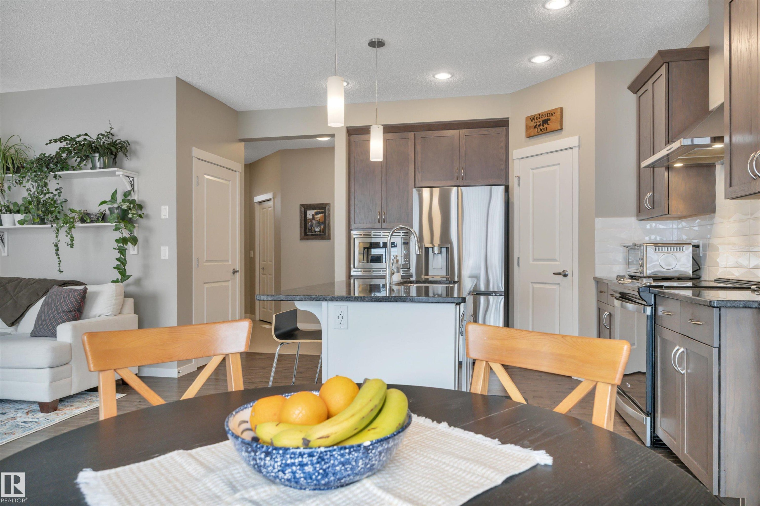 2394 Cassidy Way, Edmonton, AB - Indoor Photo Showing Other Room