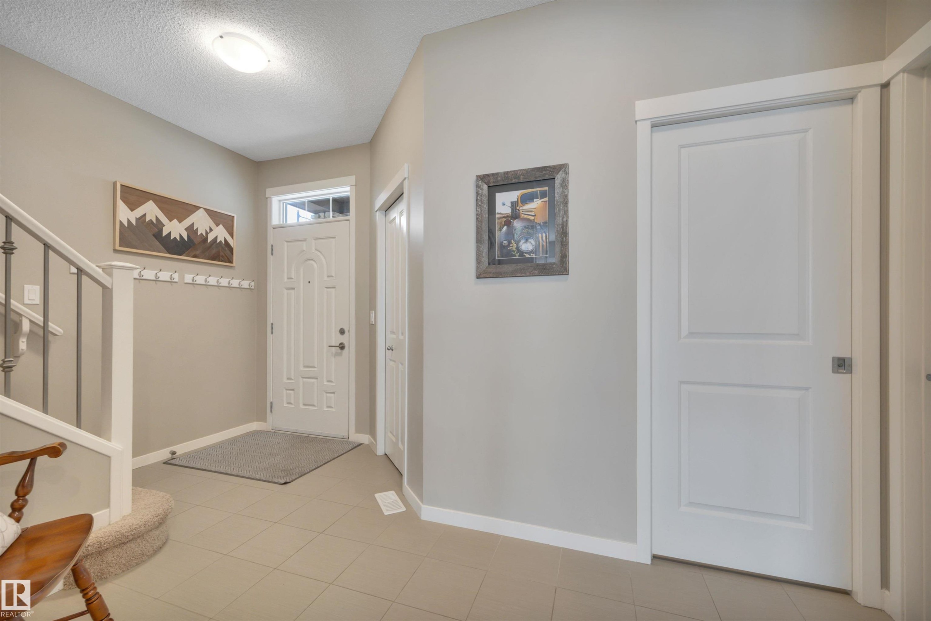 2394 Cassidy Way, Edmonton, AB - Indoor Photo Showing Other Room
