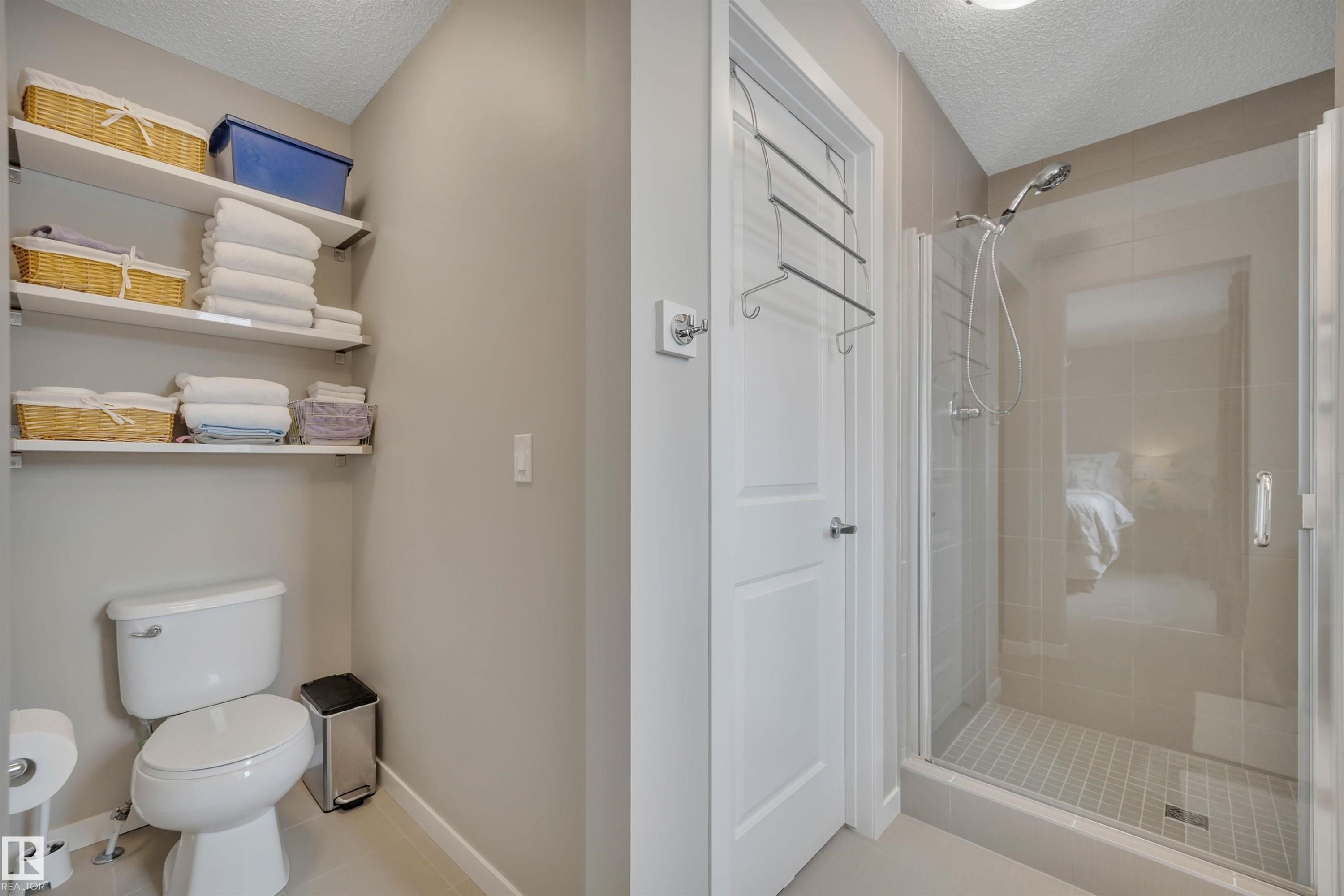2394 Cassidy Way, Edmonton, AB - Indoor Photo Showing Bathroom