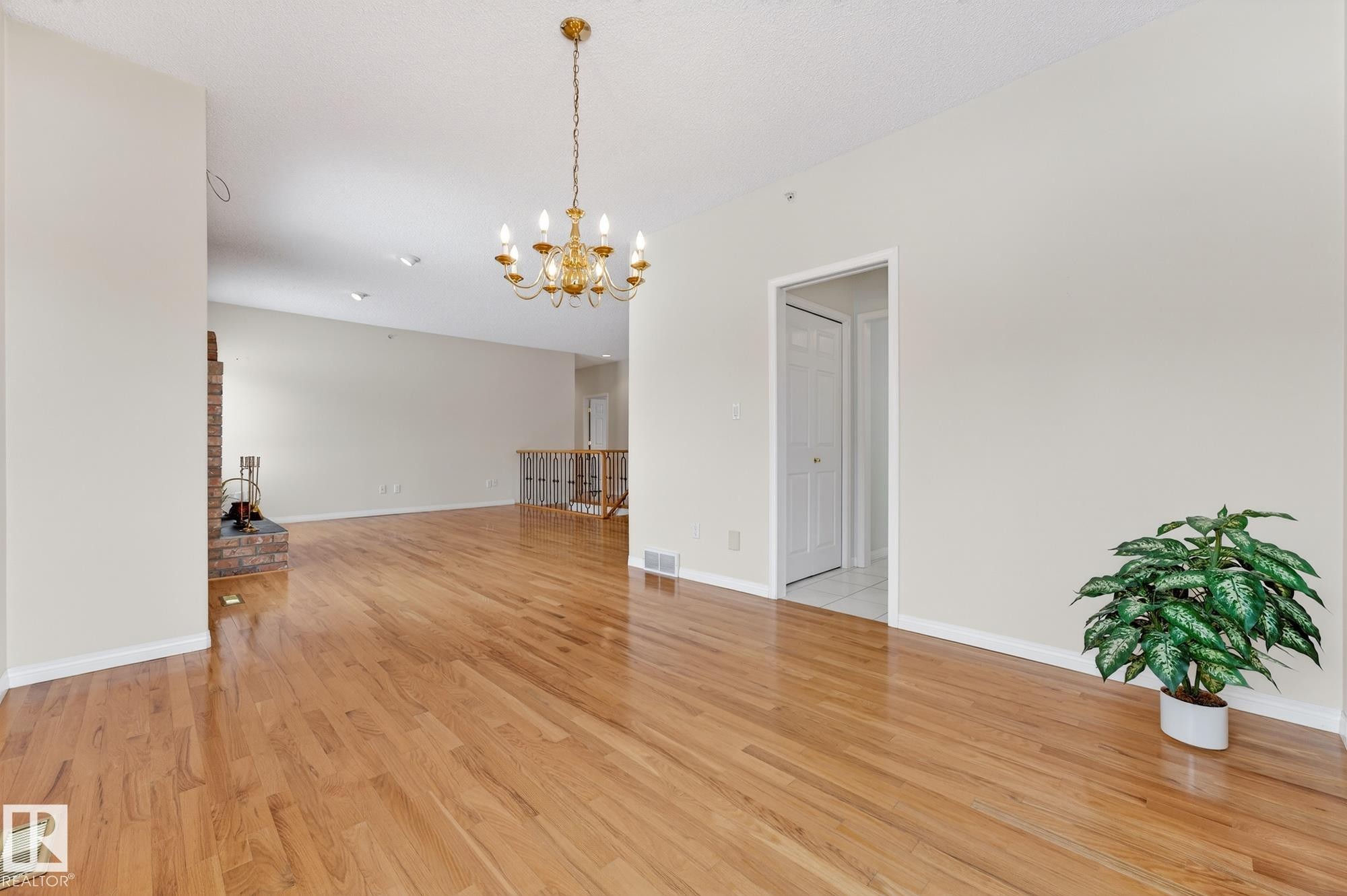 83 53302 Rge Road 261, Rural Parkland County, AB - Indoor Photo Showing Other Room