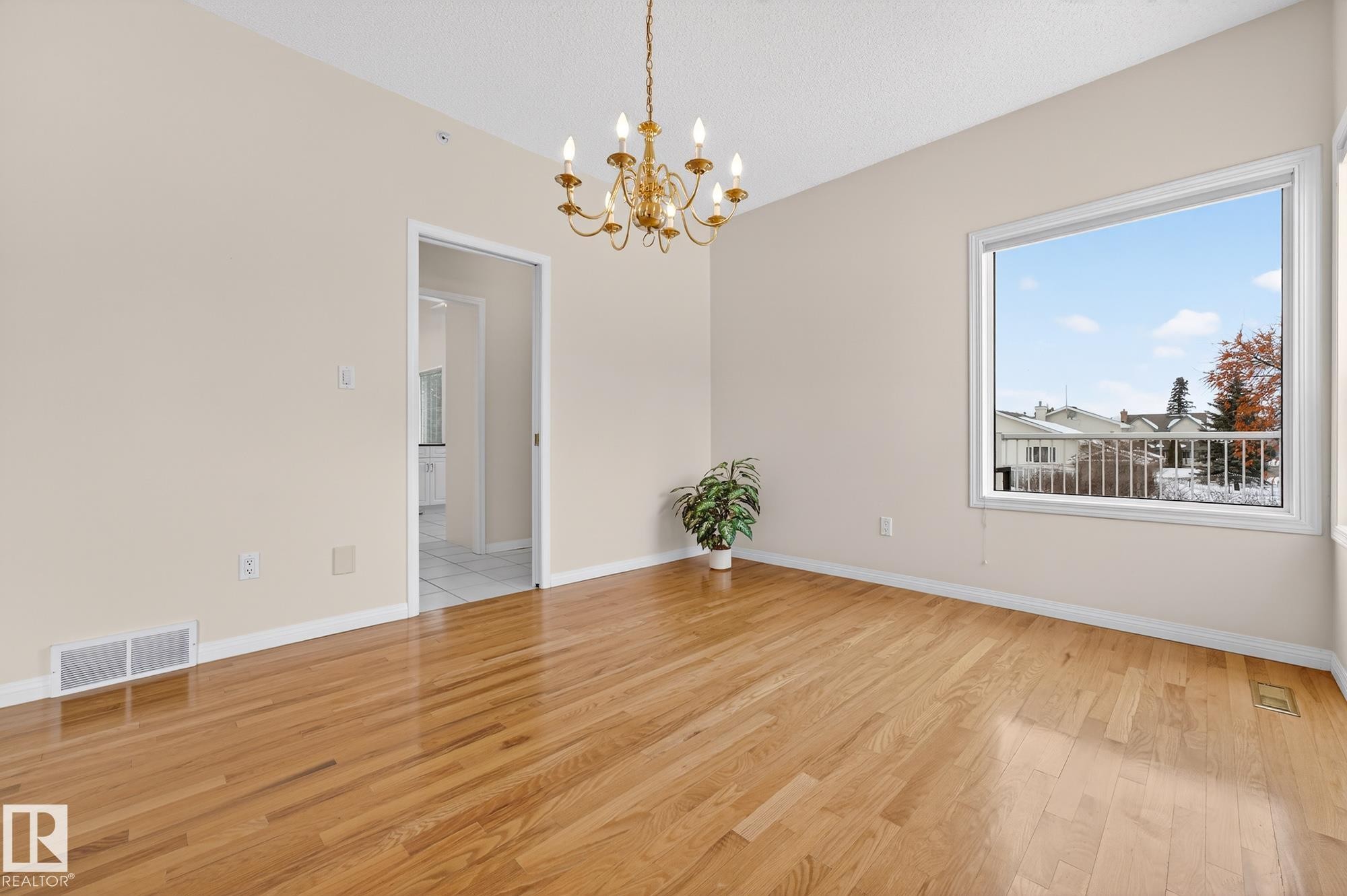 83 53302 Rge Road 261, Rural Parkland County, AB - Indoor Photo Showing Other Room