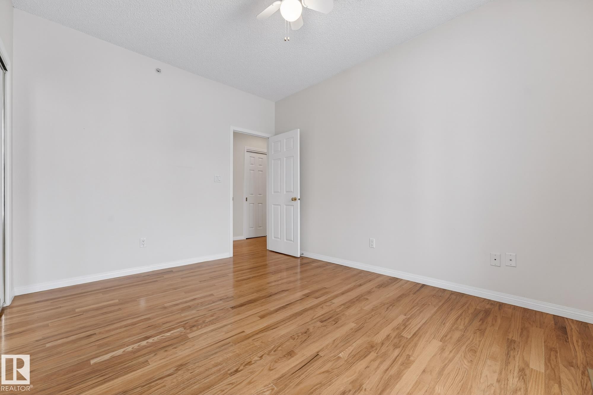 83 53302 Rge Road 261, Rural Parkland County, AB - Indoor Photo Showing Other Room