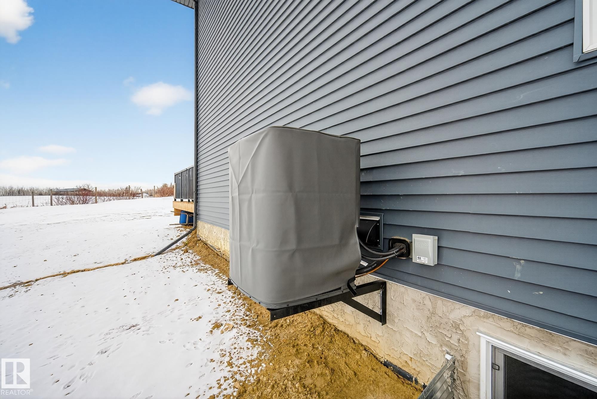 2017 Flycatcher Point(E), Edmonton, AB - Outdoor With Exterior