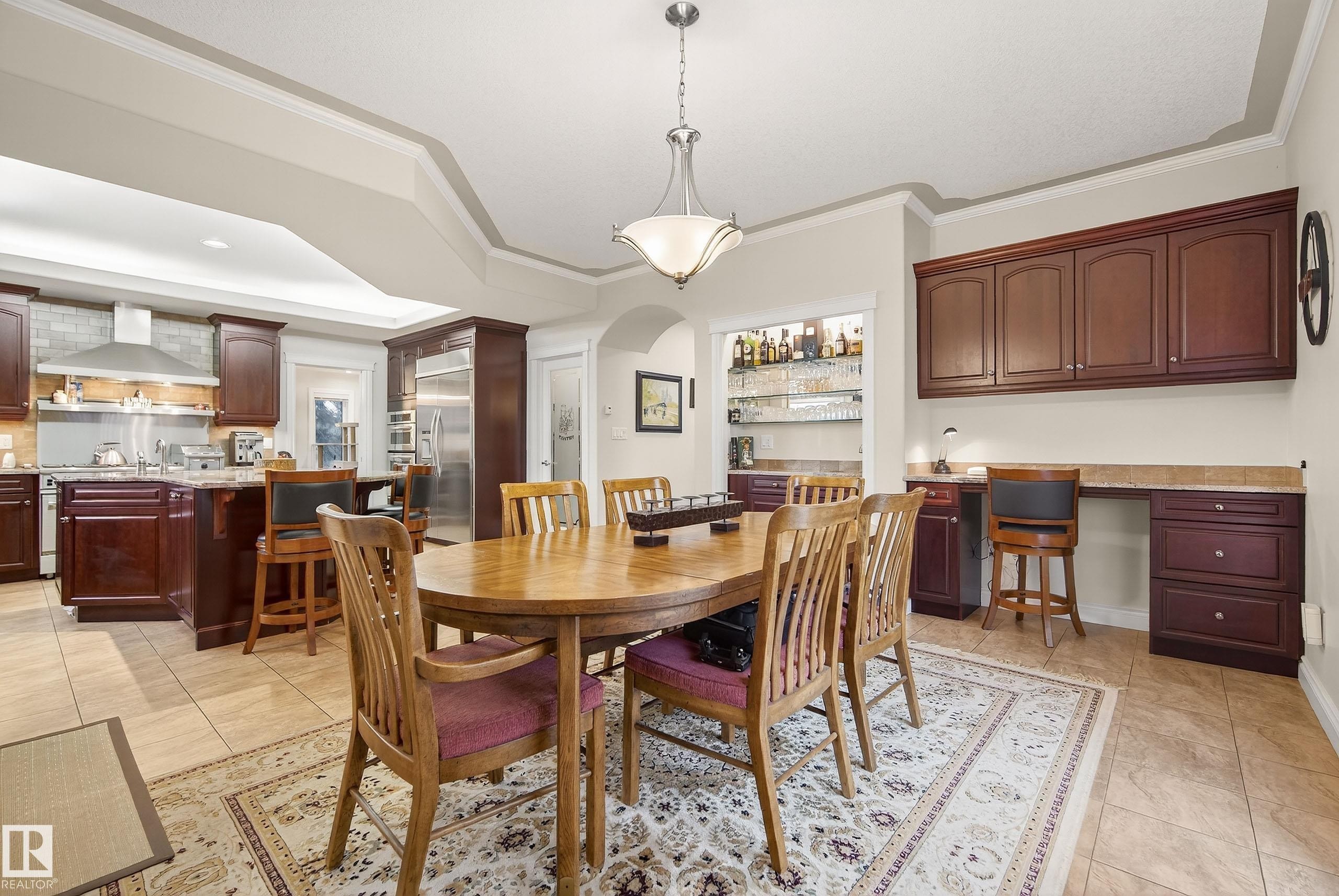 10309 Villa Avenue, Edmonton, AB - Indoor Photo Showing Dining Room