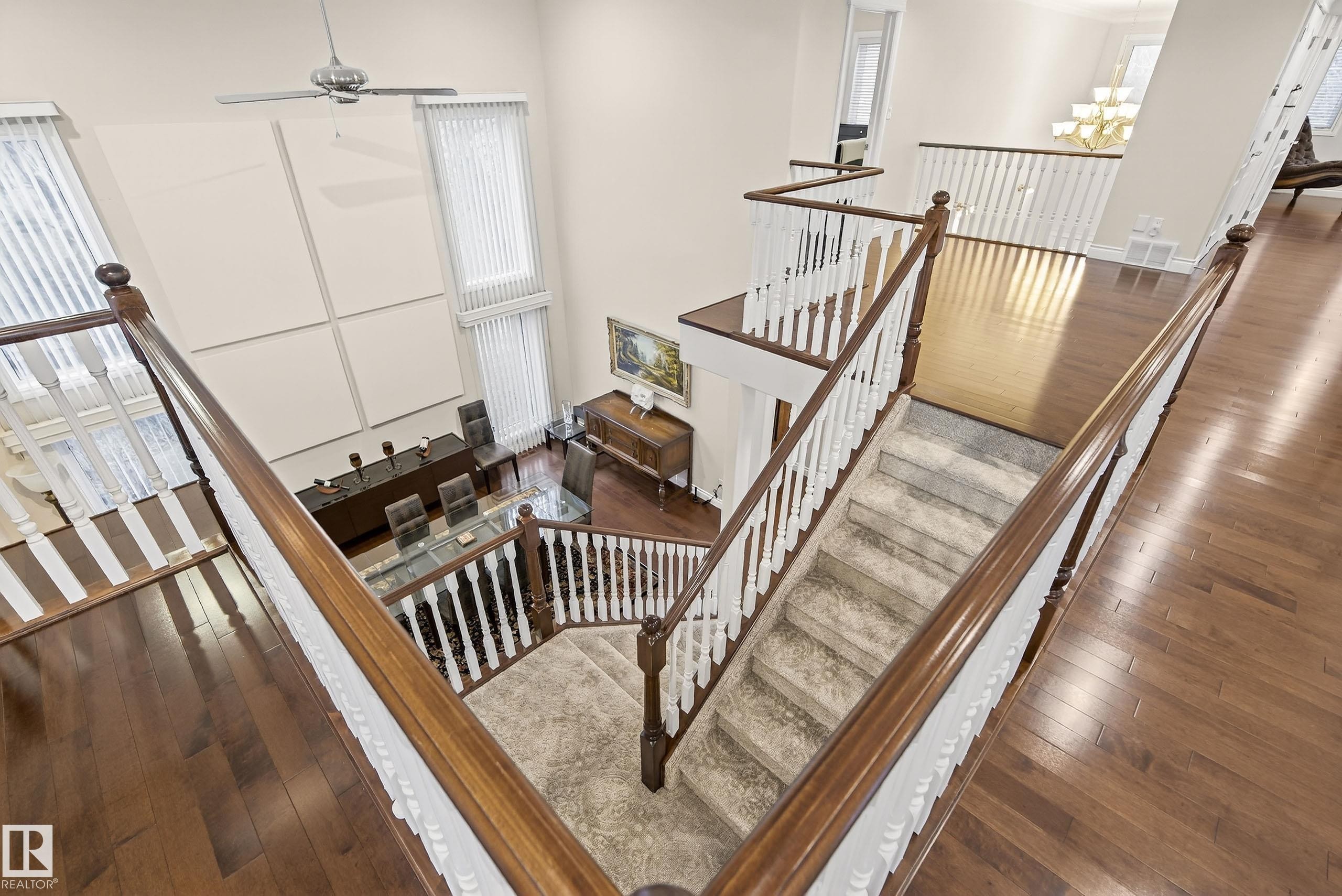 10309 Villa Avenue, Edmonton, AB - Indoor Photo Showing Other Room