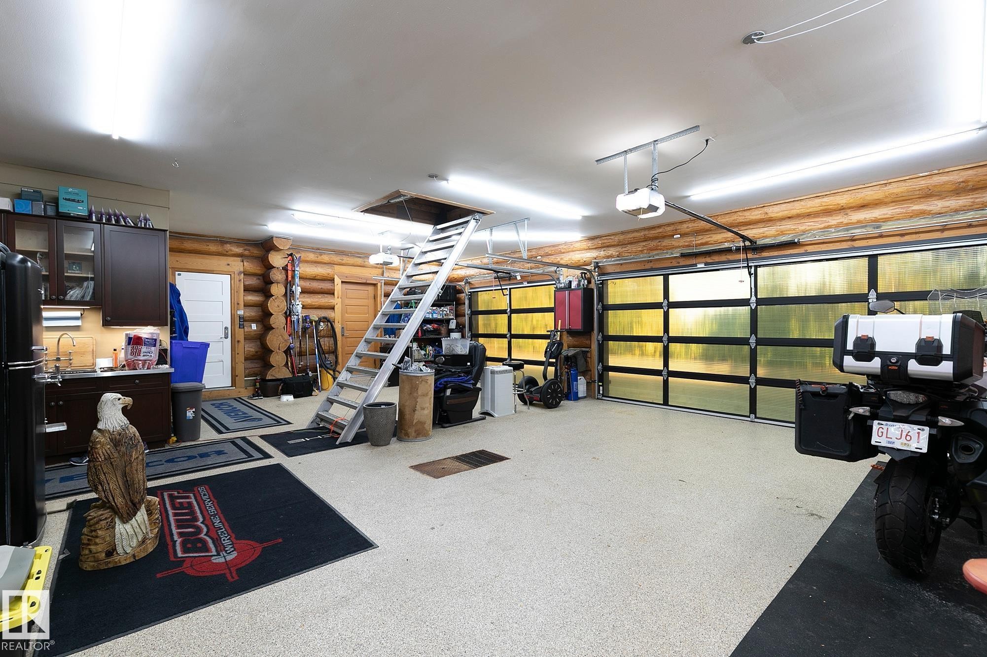 #1 Martin Road, Rural Lac Ste. Anne County, AB - Indoor Photo Showing Garage