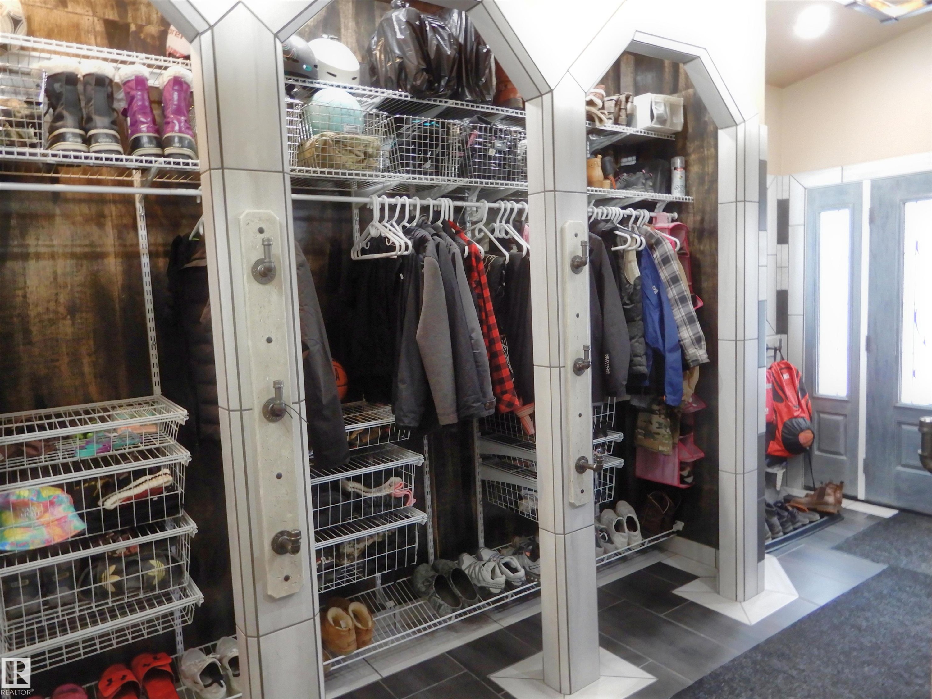 5208 Twp Road 505, Rural Parkland County, AB - Indoor With Storage