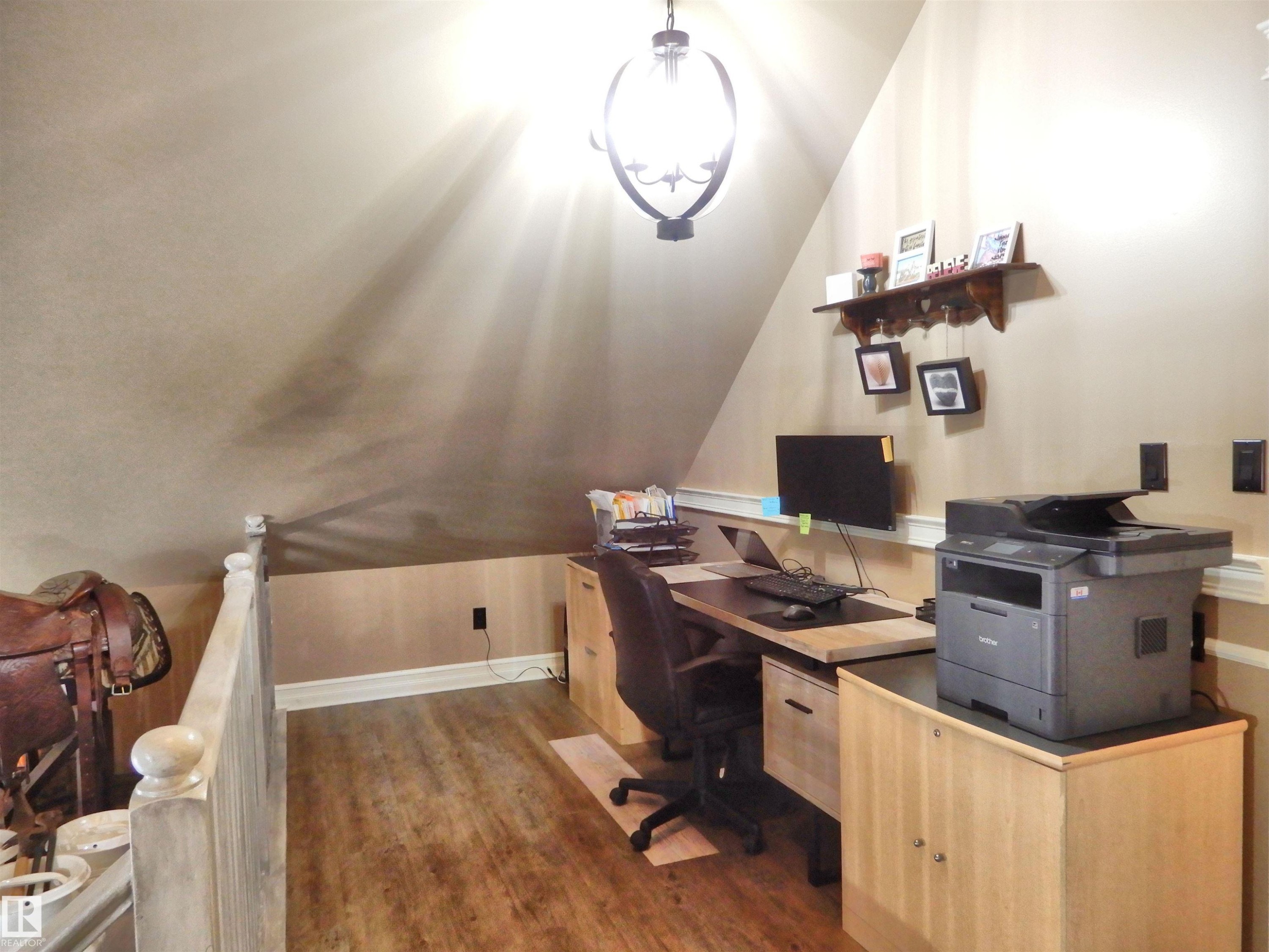 5208 Twp Road 505, Rural Parkland County, AB - Indoor Photo Showing Office