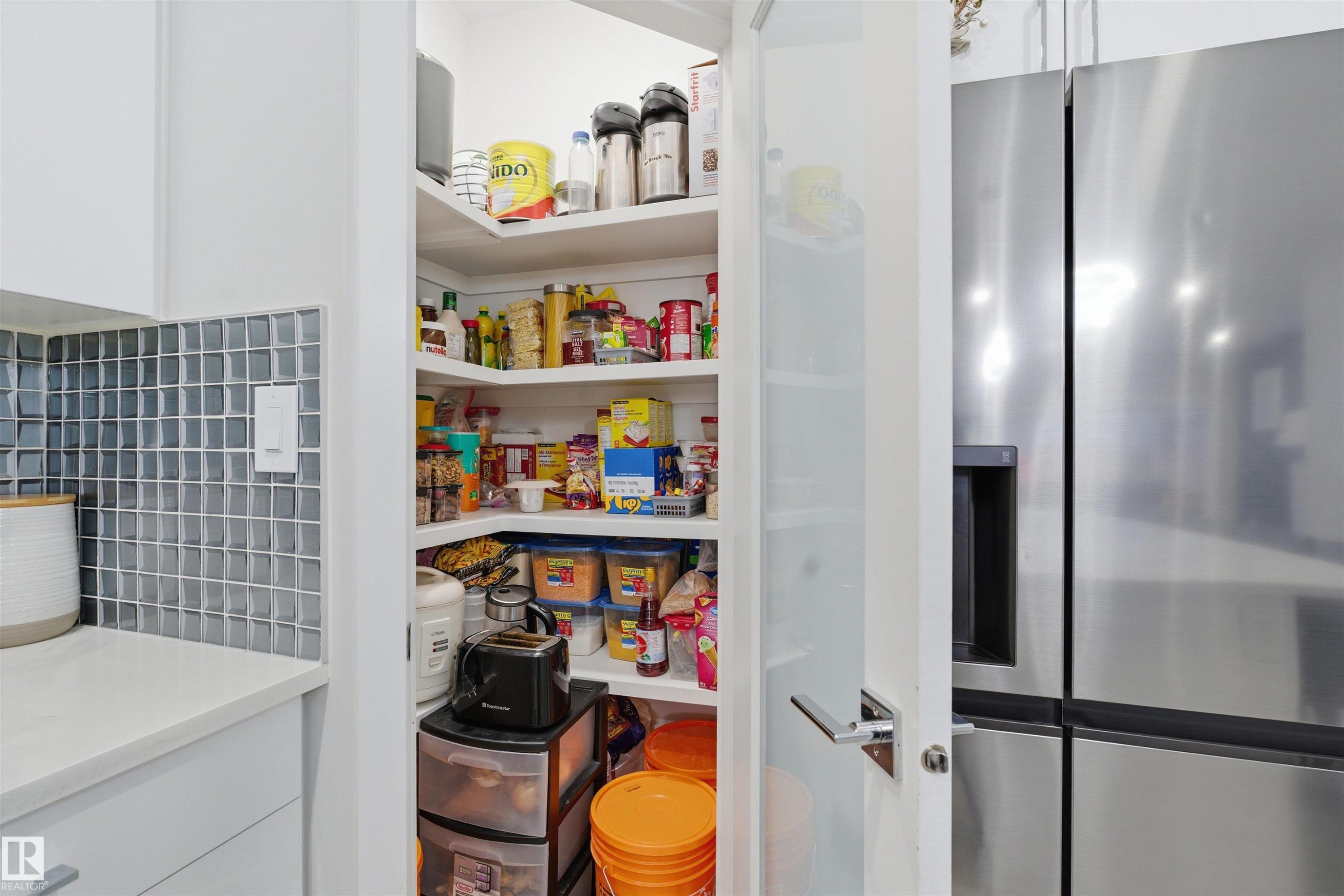 View of storage area - 452 Roberts Crescent, Leduc, AB - Indoor