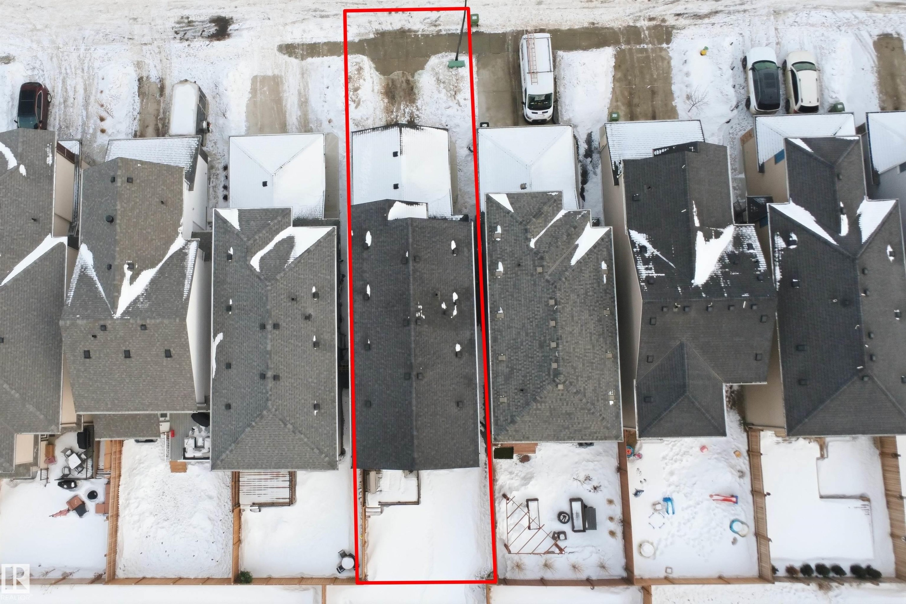 Aerial perspective of suburban area with property boundaries highlighted - 452 Roberts Crescent, Leduc, AB - Other