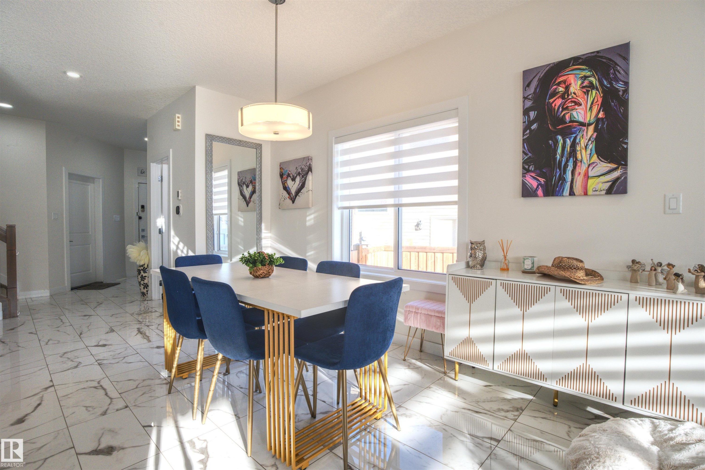8904 217 Street, Edmonton, AB - Indoor Photo Showing Dining Room