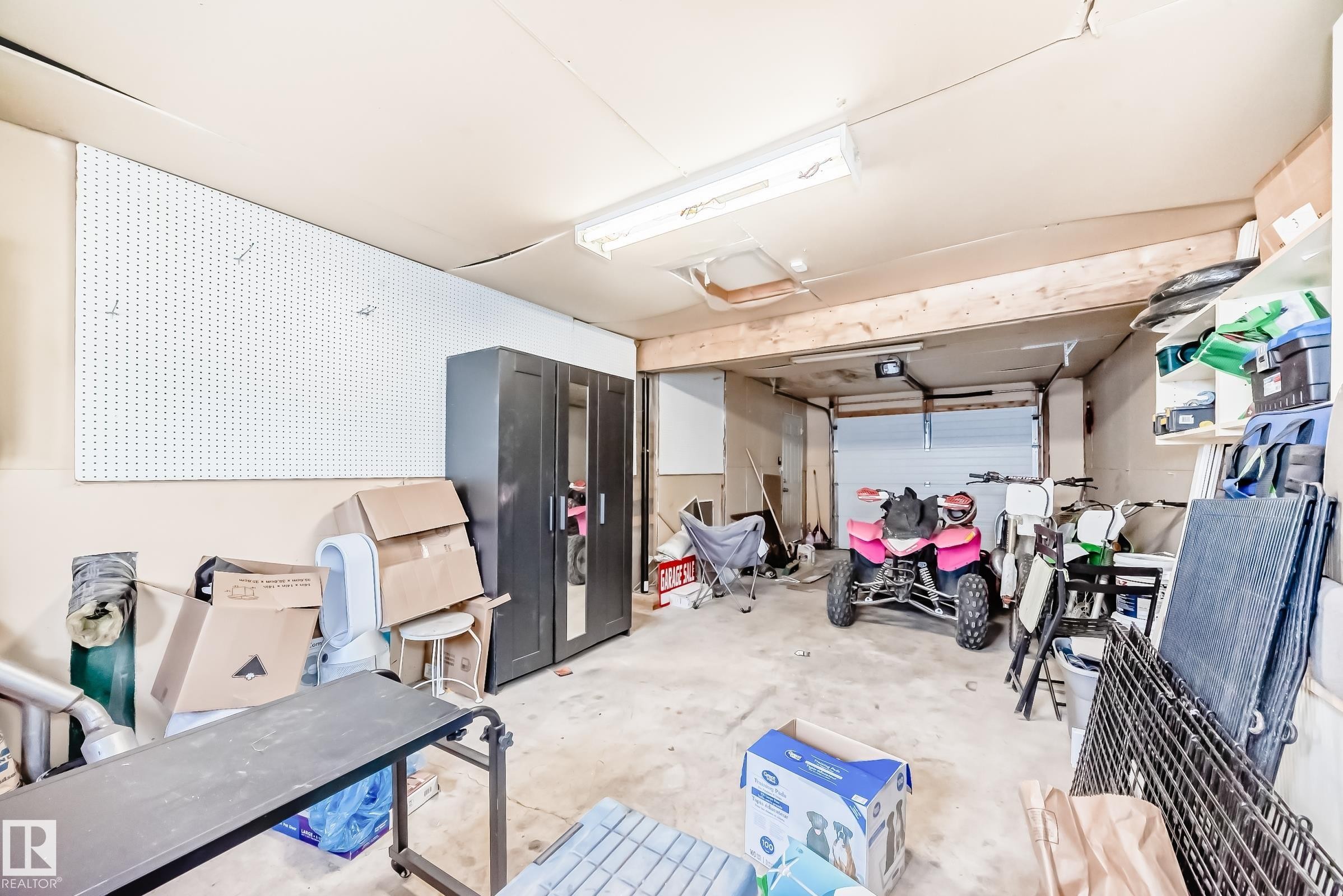 View of garage - 10115 104, Westlock, AB - Indoor