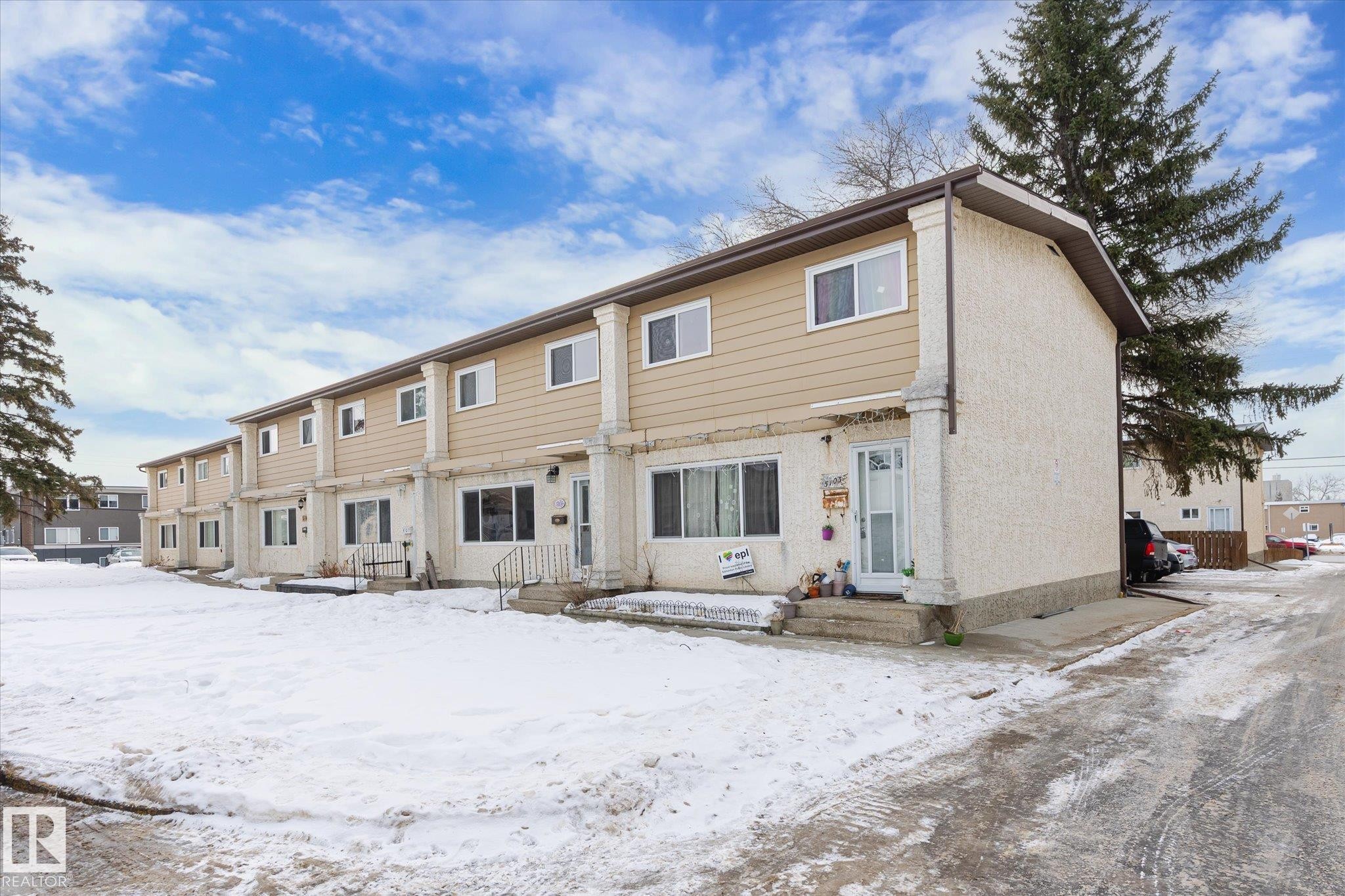 Snow covered property - 5105 106A Street, Edmonton, AB - Outdoor