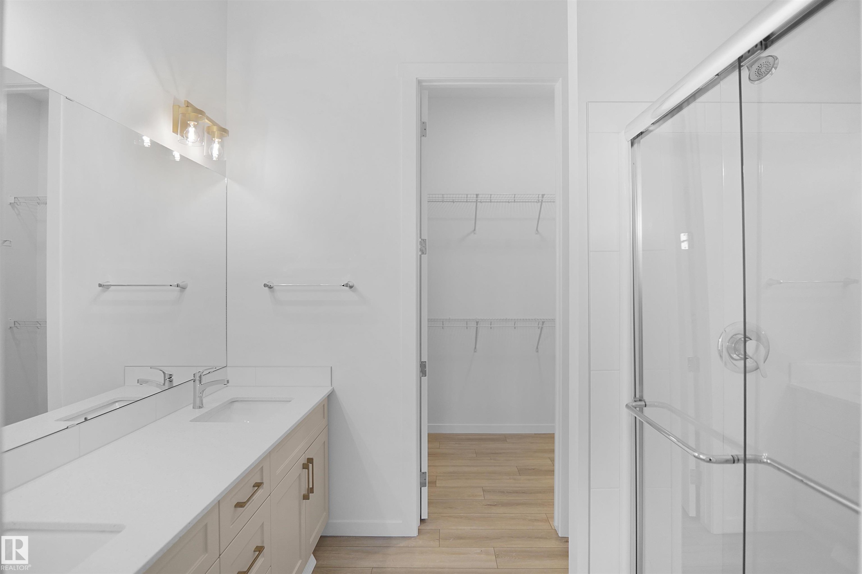 7505 Observer Lane, Edmonton, AB - Indoor Photo Showing Bathroom