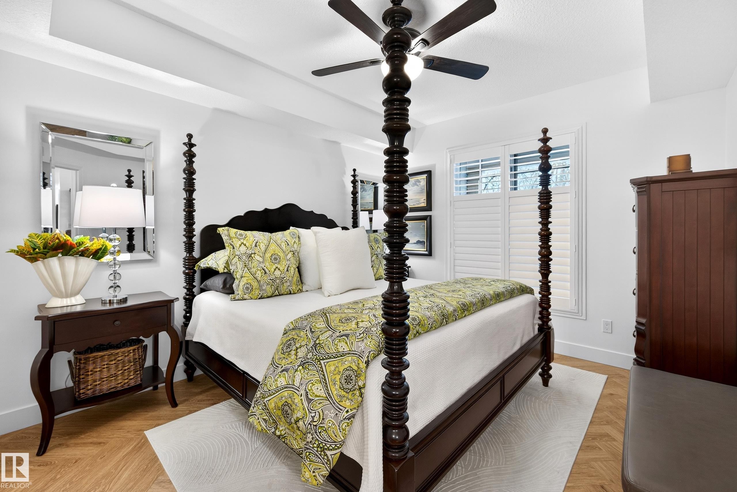 103 9811 96A Street, Edmonton, AB - Indoor Photo Showing Bedroom