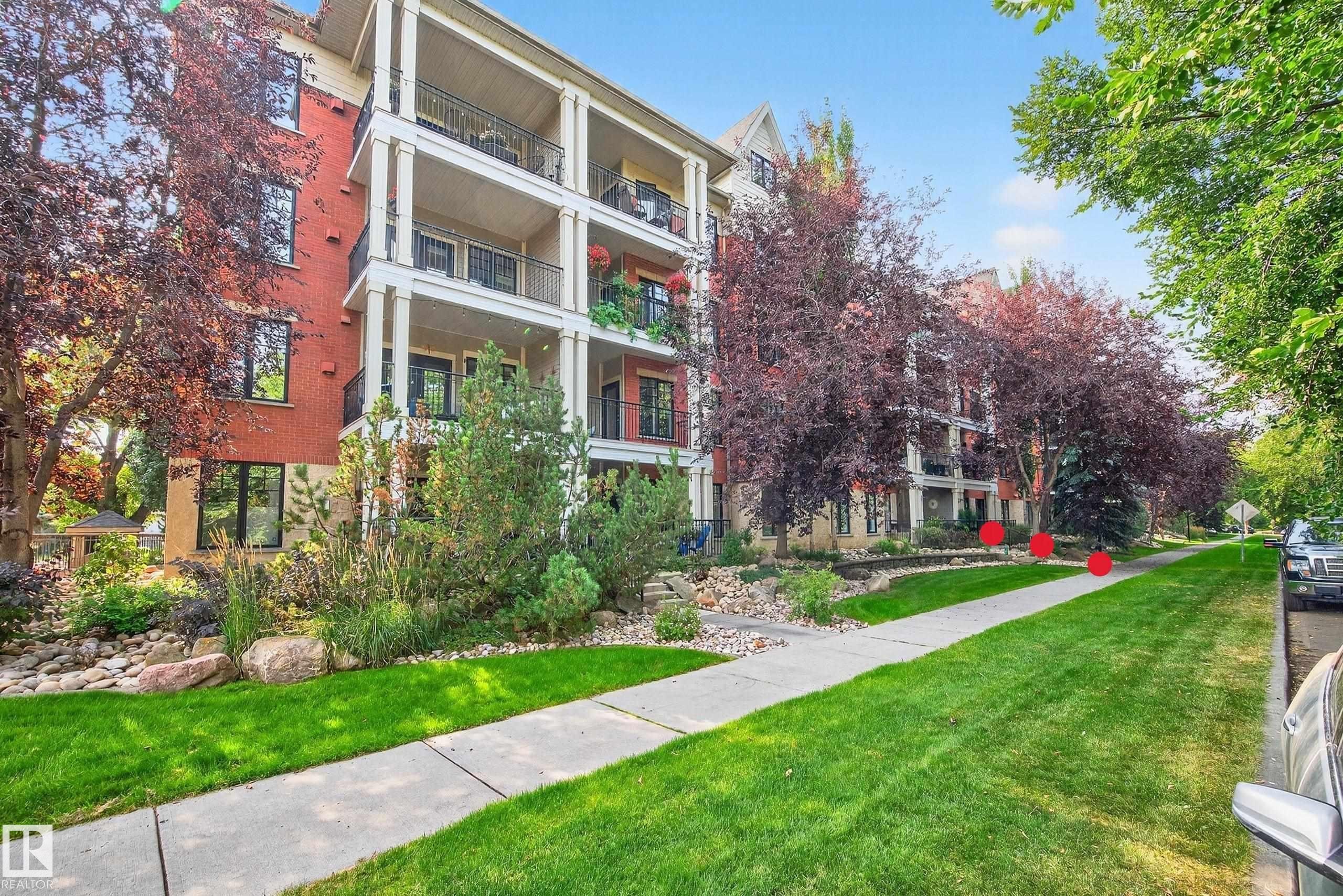 103 9811 96A Street, Edmonton, AB - Outdoor