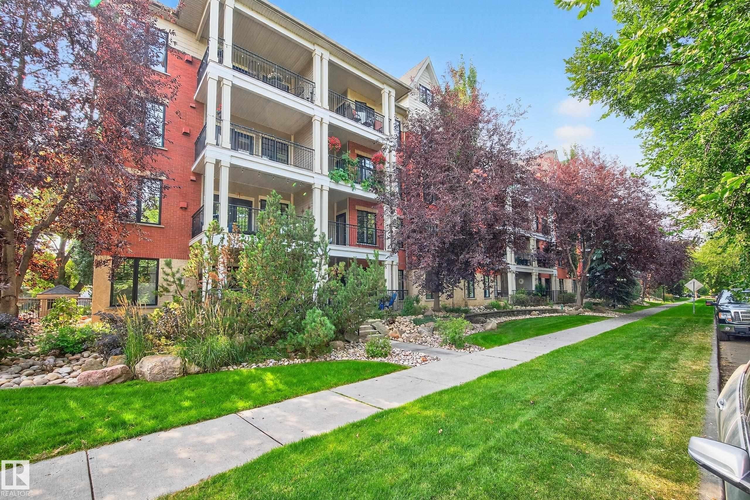 103 9811 96A Street, Edmonton, AB - Outdoor