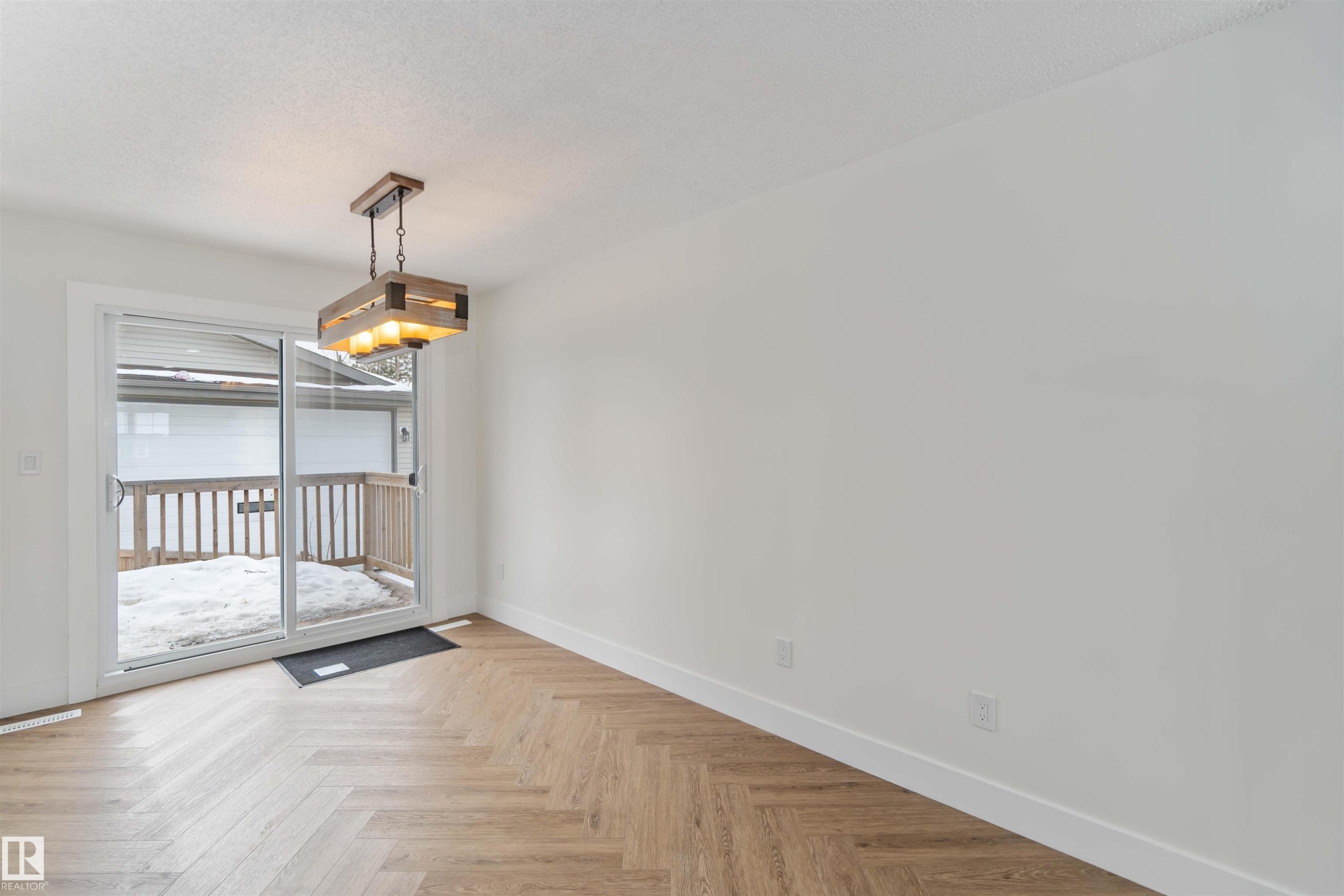 10309 167A Avenue, Edmonton, AB - Indoor Photo Showing Other Room