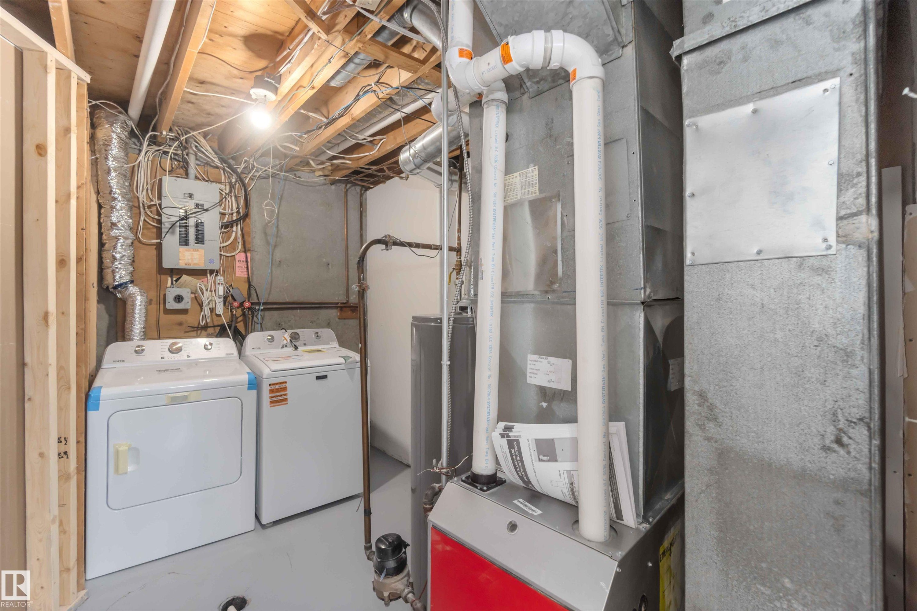 10309 167A Avenue, Edmonton, AB - Indoor Photo Showing Laundry Room