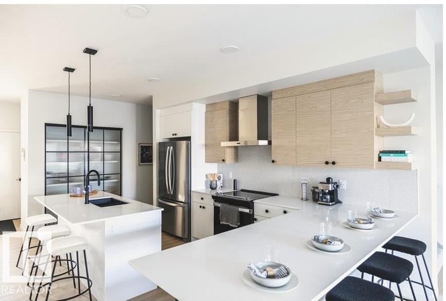 7365 Klapstein Crescent, Edmonton, AB - Indoor Photo Showing Kitchen With Upgraded Kitchen