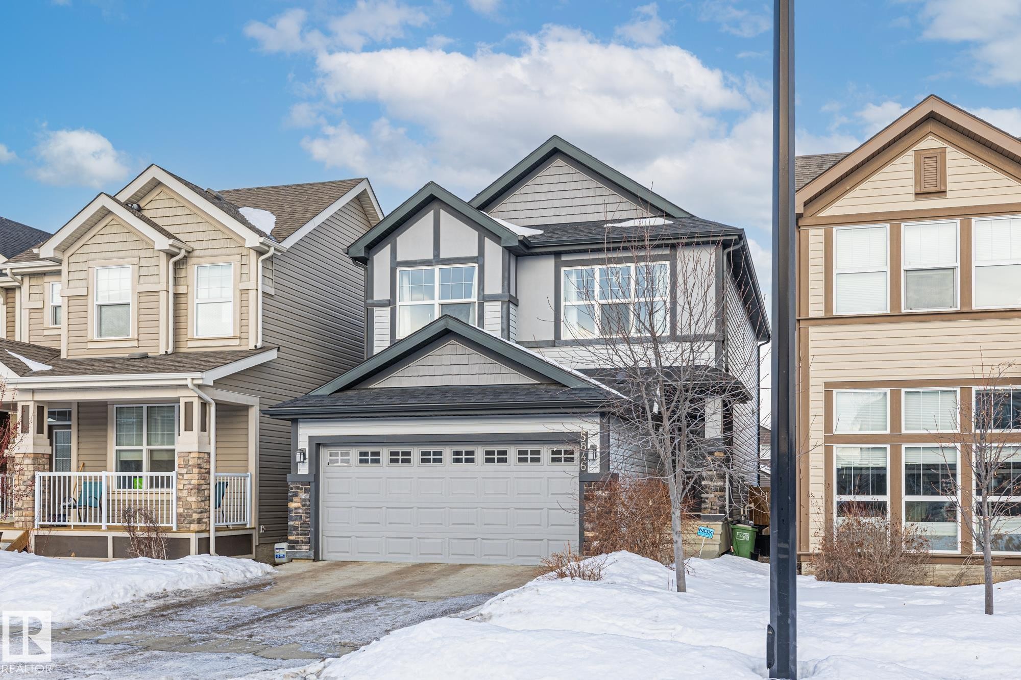 5846 Anthony Crescent, Edmonton, AB - Outdoor With Facade